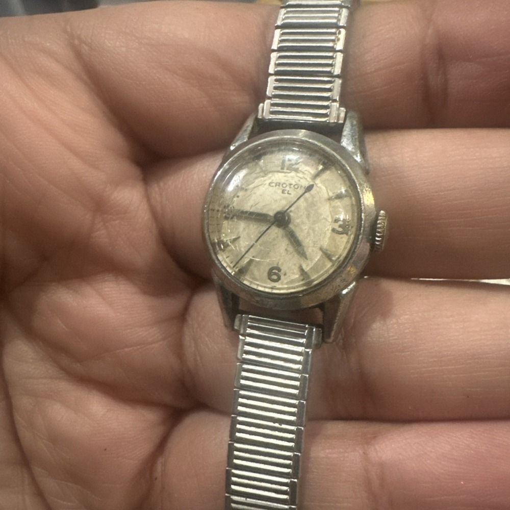 Vintage CROTON EL Manual Wind Ladies Watch Rare 20mm Fit 7in It Ticks But Repair